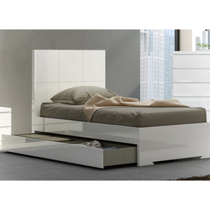 Whiteline Modern Living Anna Twin Trundle Bed