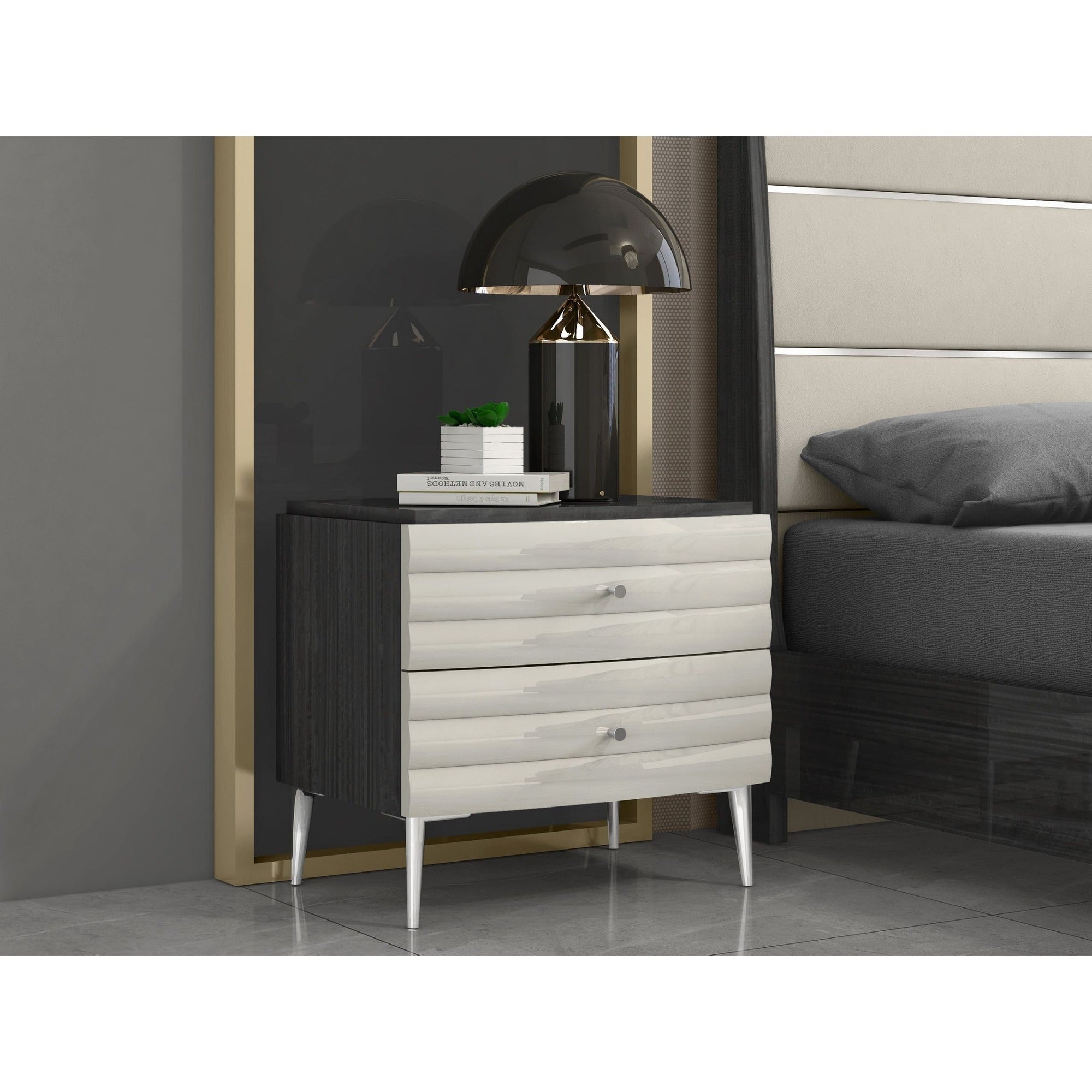 Whiteline Modern Living Pino Nightstand