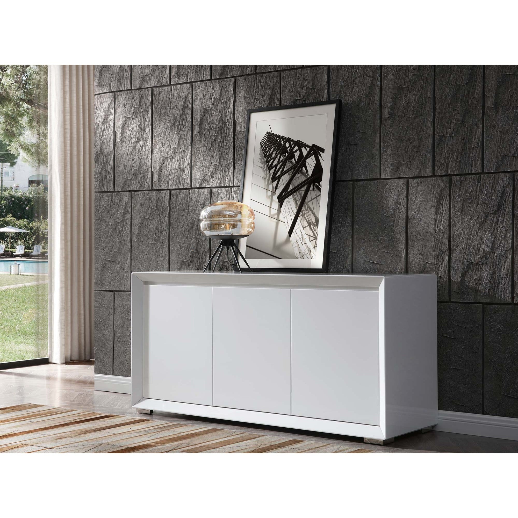 Whiteline Modern Living Norbury Buffet