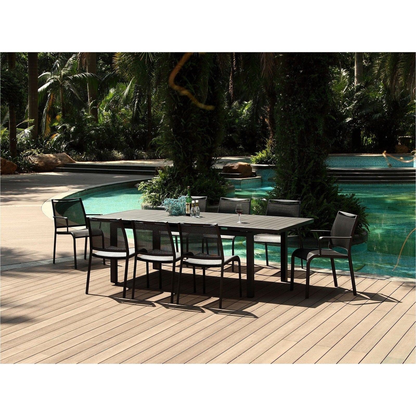 Whiteline Modern Living Alum Outdoor Extendable Dining Table