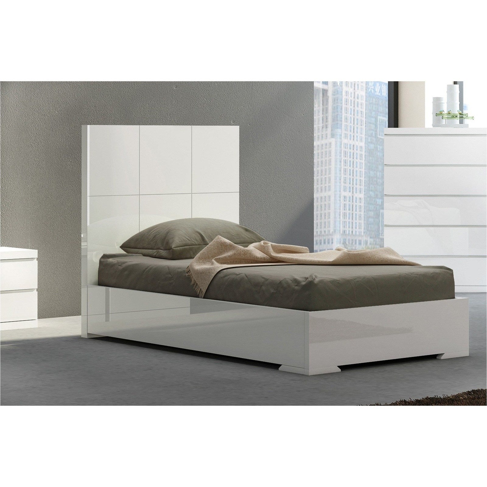Whiteline Modern Living Anna Twin Bed